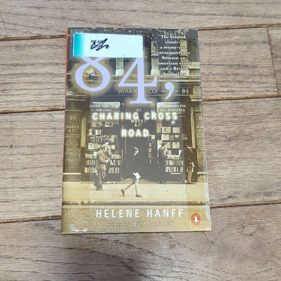 84, Charing Cross Road, a softcover book written by Helene Haff - Picture 1 of 2